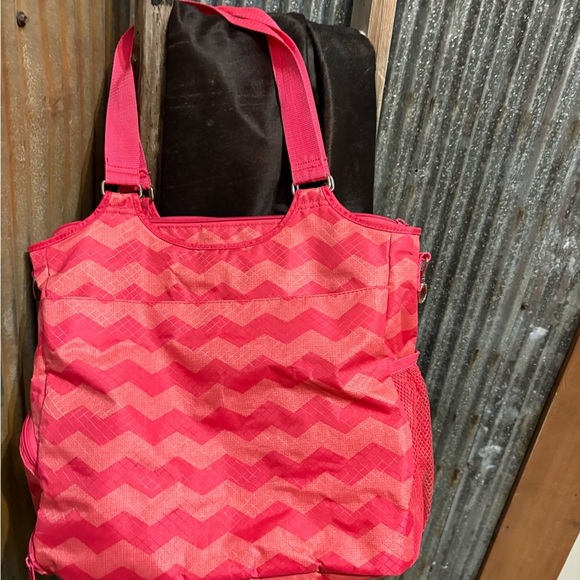 Thirty-One All Pro Tote- Pink Chevron Tote Bag - Picture 3 of 4